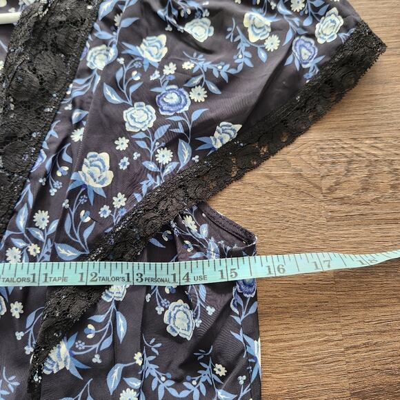 SANDRO Floral Lace Wrap Style Romper 40 Cocktail Wedding Cottage Farmhouse - Picture 7 of 10